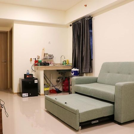 Comfy And Simply 2Br At Meikarta Apartment By Travelio Cikarang Kültér fotó